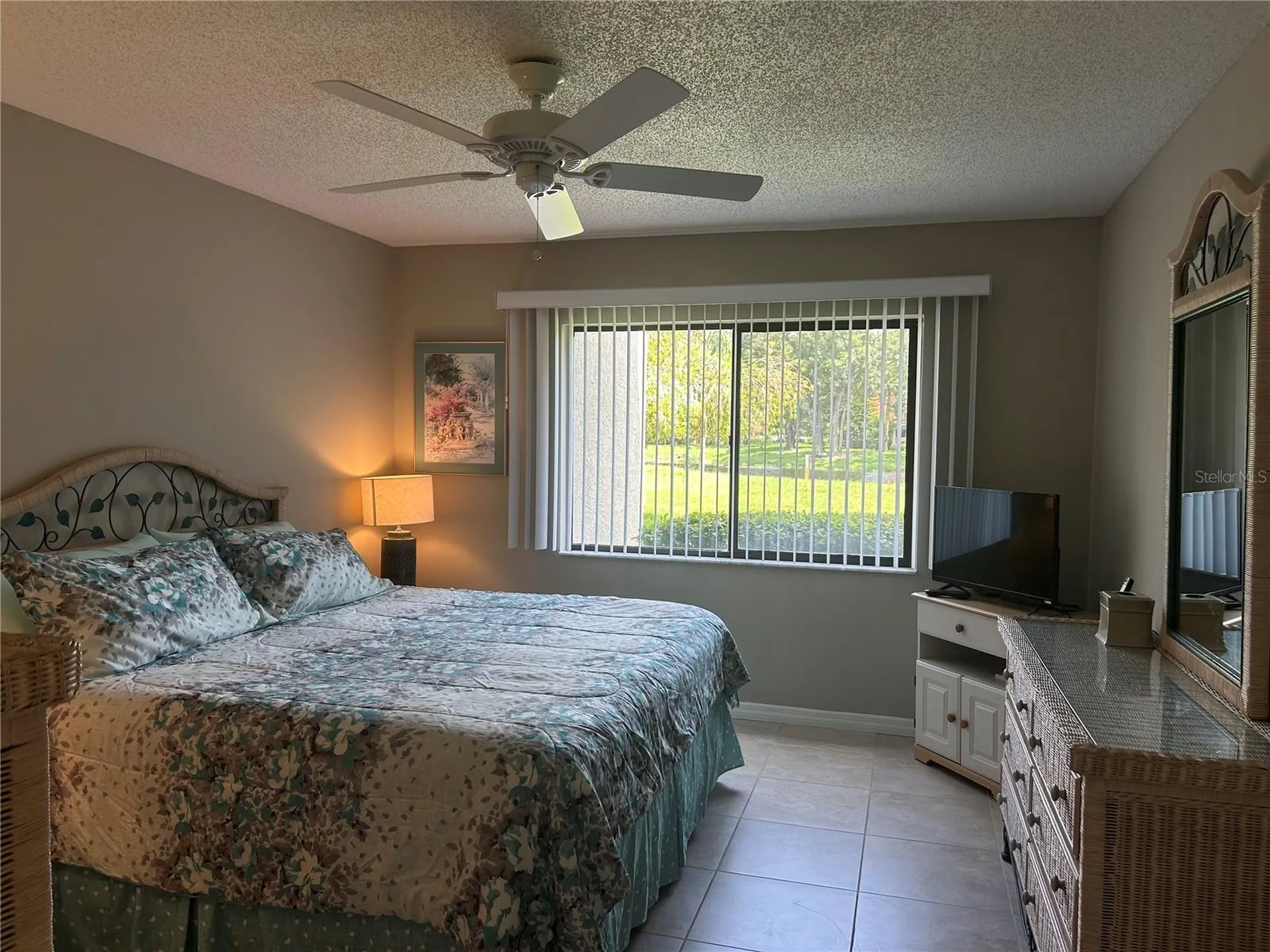 5662 Gardens Drive Sarasota FL 34243