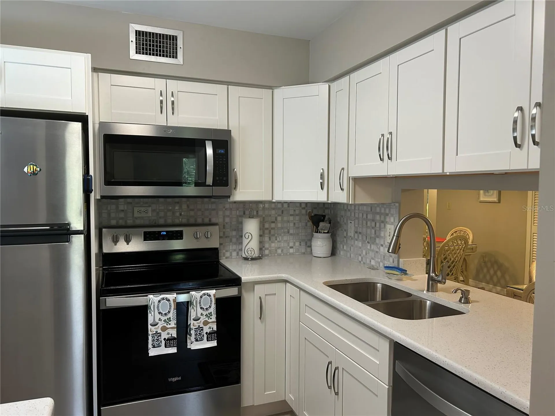 5662 Gardens Drive Sarasota FL 34243