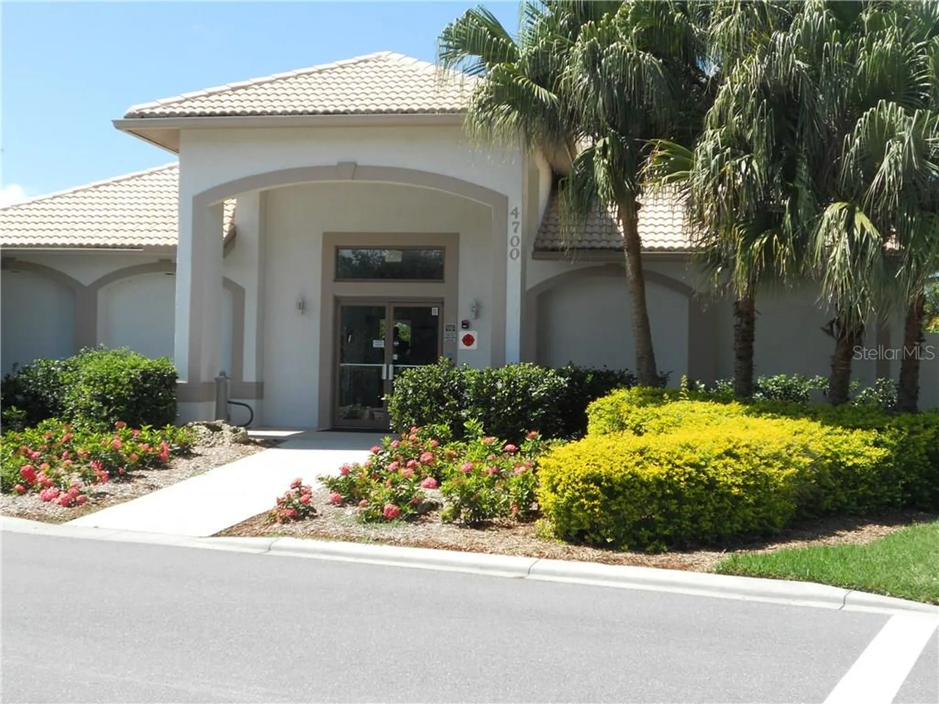 4639 Chapel Hill Drive Sarasota FL 34238