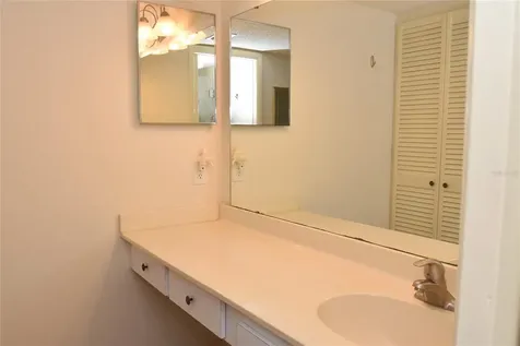 1712 Glenhouse Drive Sarasota FL 34231