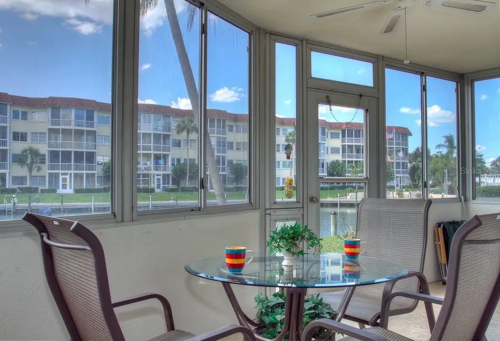 1250 N Portofino Drive Sarasota FL 34242