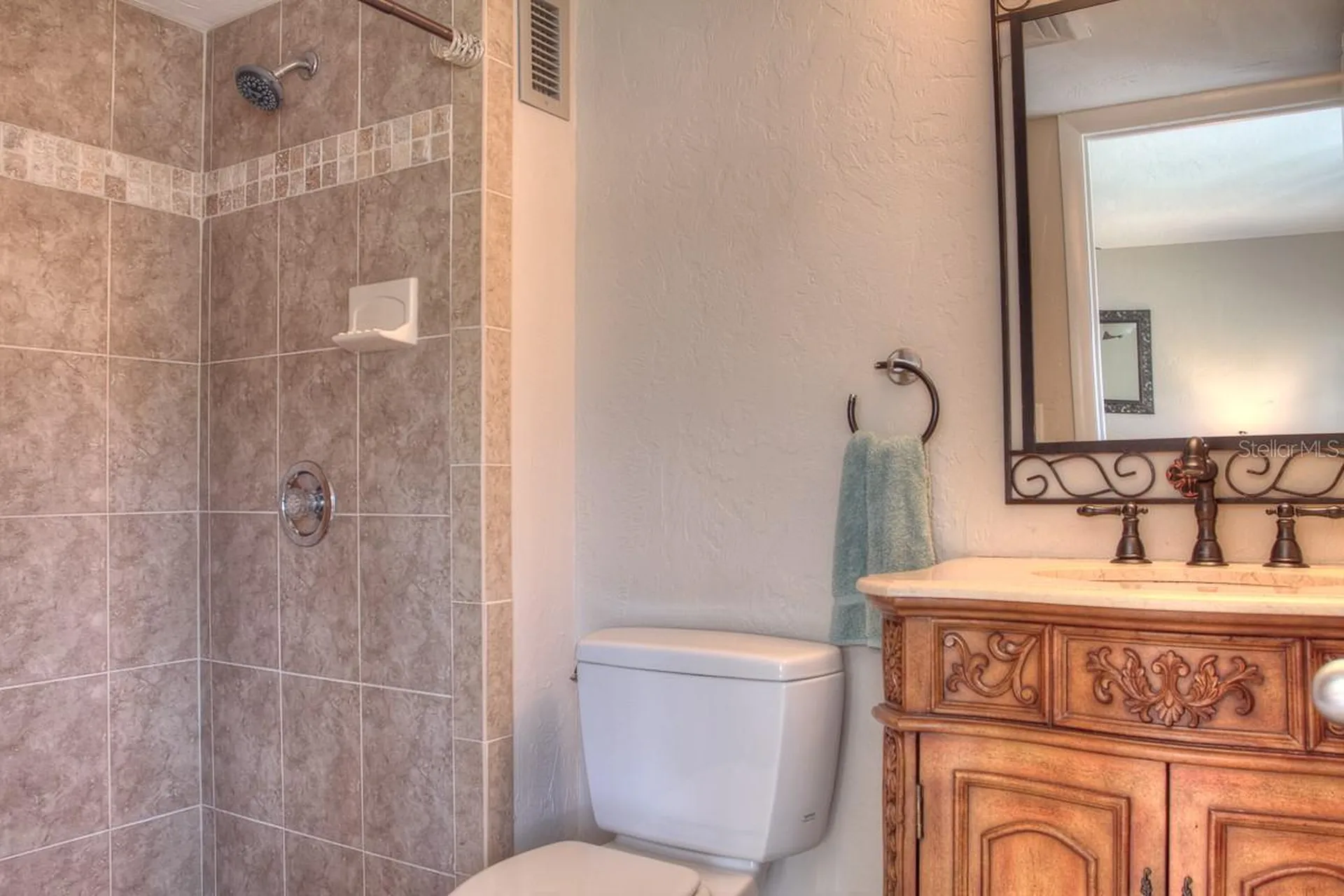 1250 N Portofino Drive Sarasota FL 34242