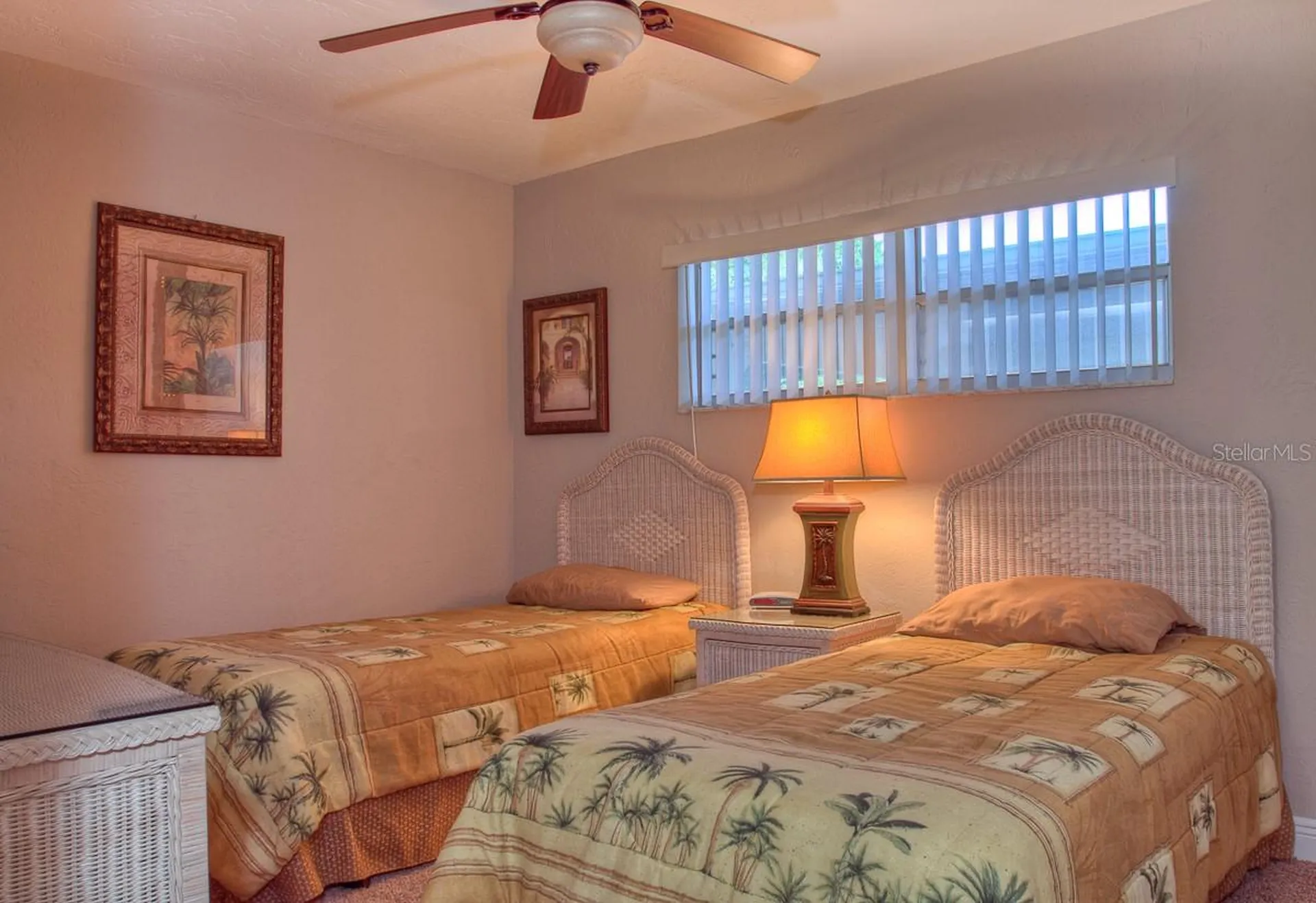 1250 N Portofino Drive Sarasota FL 34242