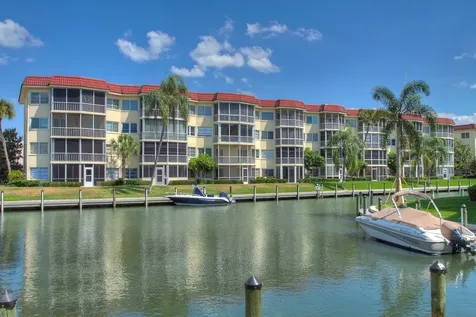 1250 N Portofino Drive Sarasota FL 34242