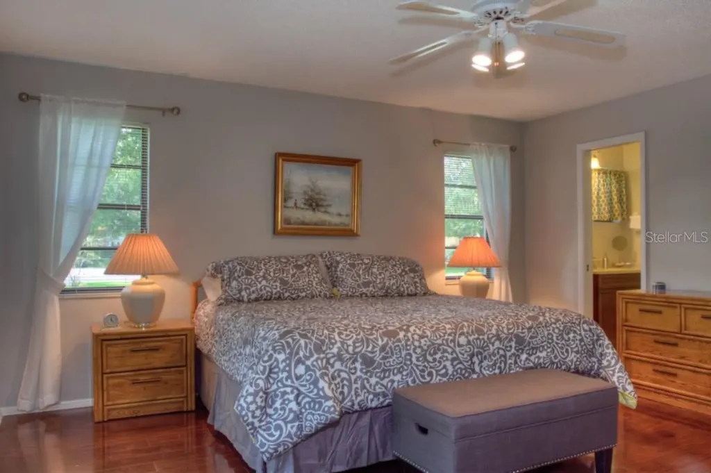 7093 Fairway Bend Lane Sarasota FL 34243