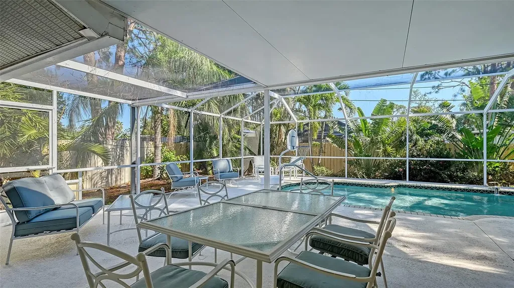5753 New York Avenue Sarasota FL 34231