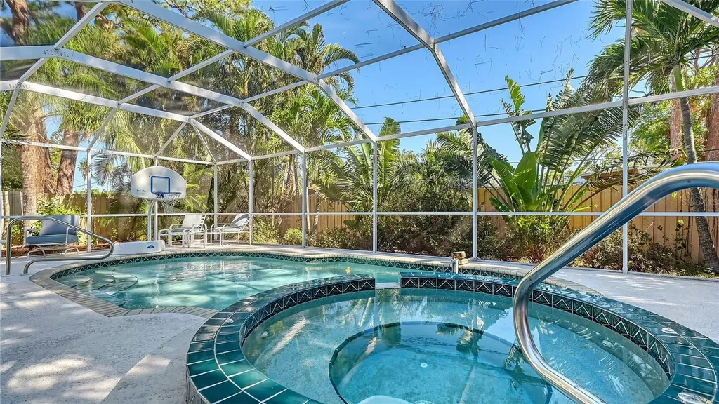 5753 New York Avenue Sarasota FL 34231