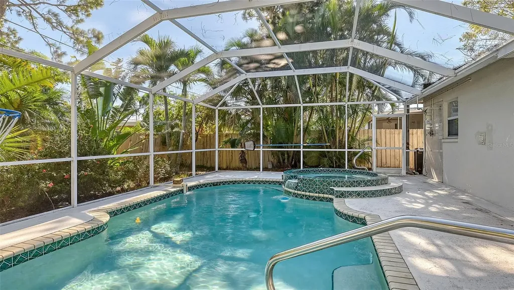 5753 New York Avenue Sarasota FL 34231