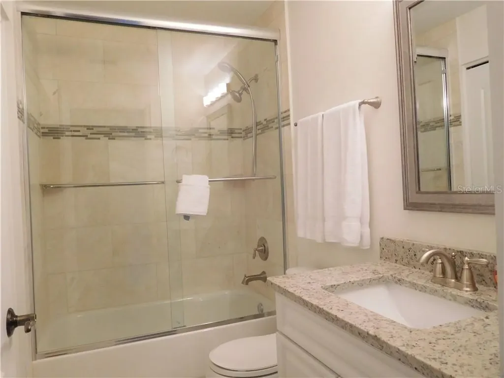 8735 Olde Hickory Avenue Sarasota FL 34238