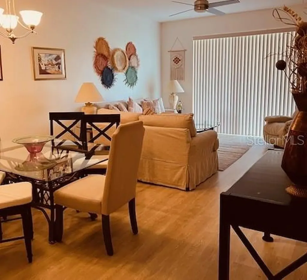 8735 Olde Hickory Avenue Sarasota FL 34238