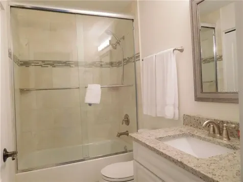 8735 Olde Hickory Avenue Sarasota FL 34238