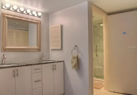 1925 Gulf Of Mexico Drive Longboat Key FL 34228