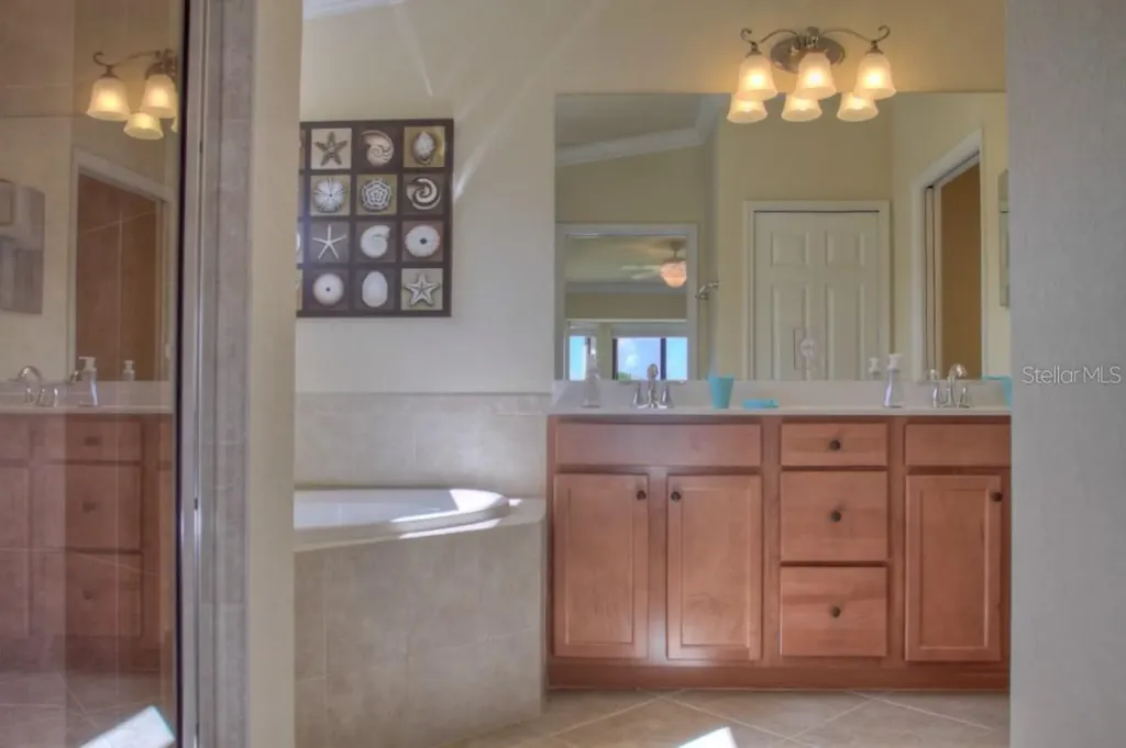 7305 River Hammock Drive Bradenton FL 34212