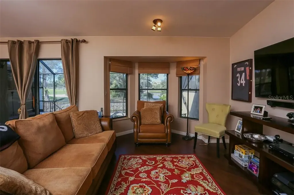 2319 Harbour Oaks Drive Longboat Key FL 34228