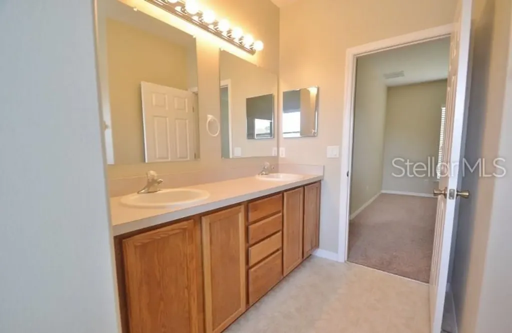 9187 Tivoli Chase Drive Orlando FL 32829