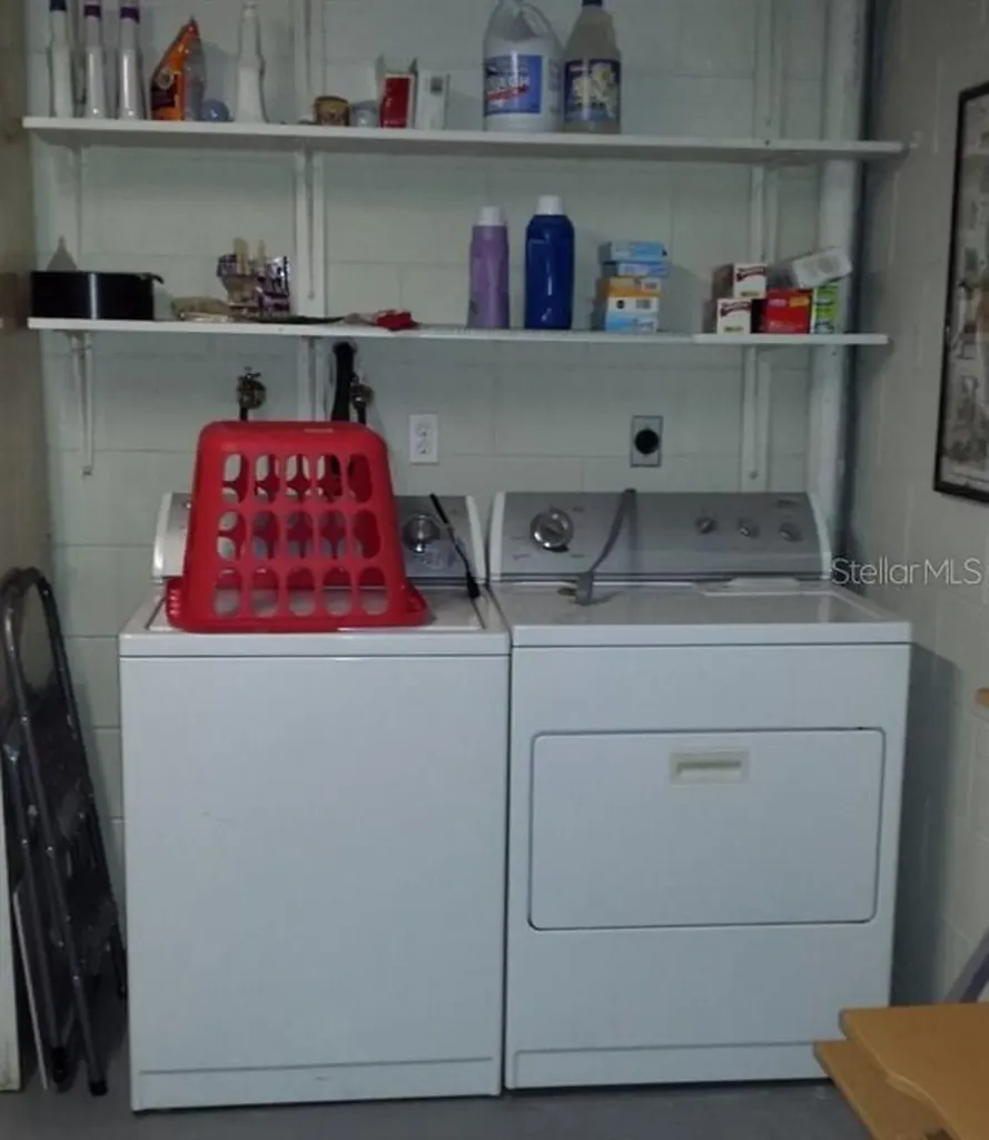 4107 41st Street W Bradenton FL 34205
