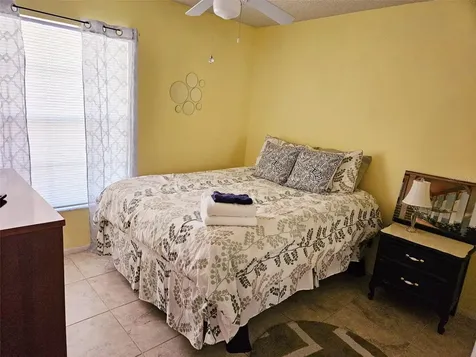 4107 41st Street W Bradenton FL 34205