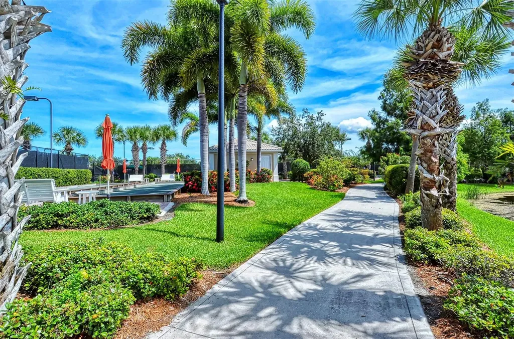 11605 Garessio Lane Sarasota FL 34238