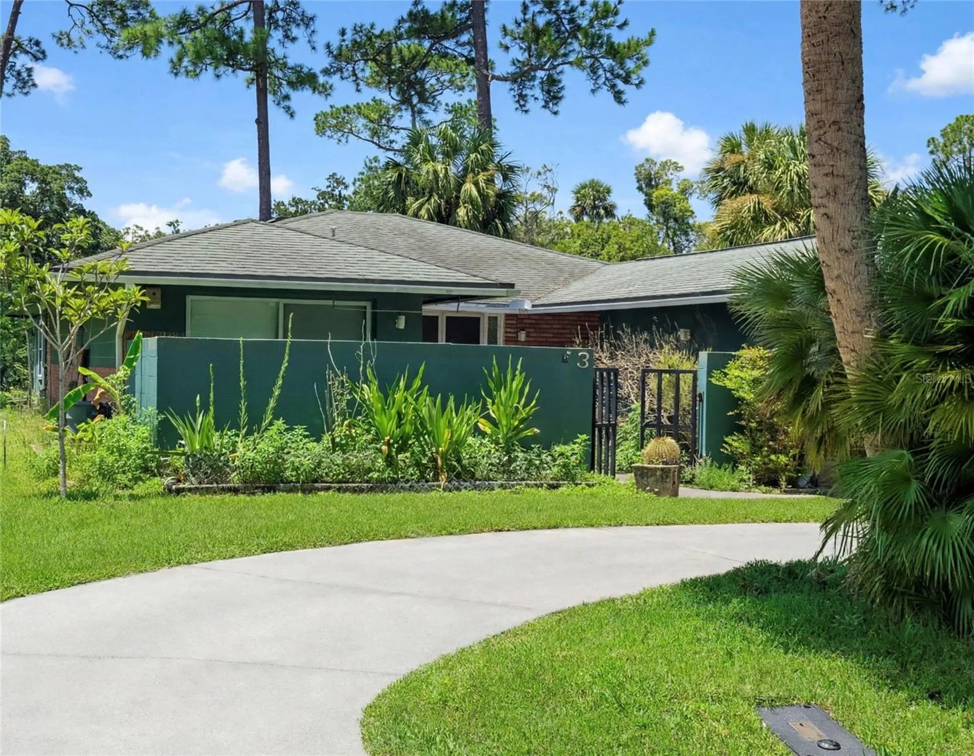 3 Crompton Place Palm Coast FL 32137