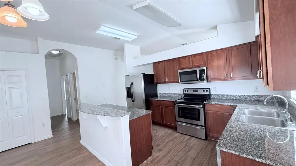 31205 Bridgegate Drive Wesley Chapel FL 33545