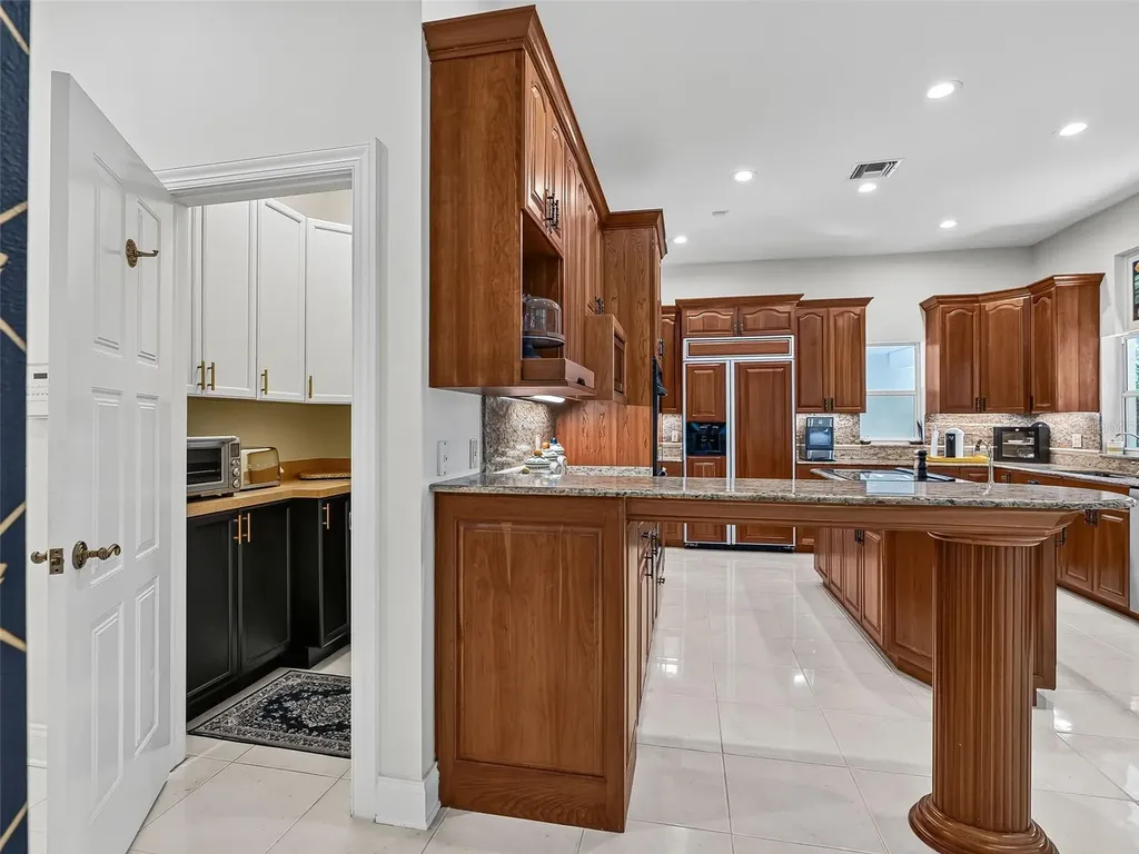 4200 SW 7th Ave Road Ocala FL 34471