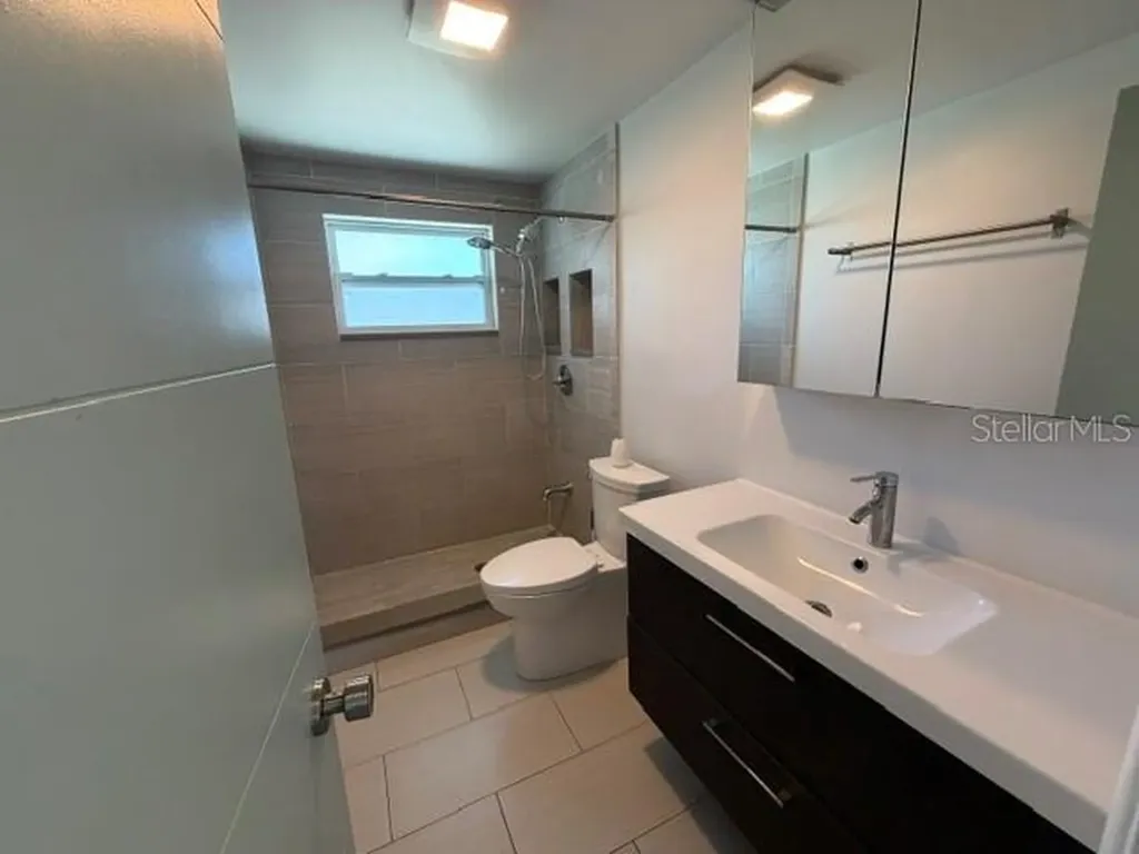 7904 Woodvine Circle Tampa FL 33615
