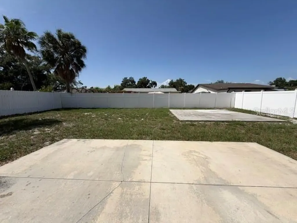 7904 Woodvine Circle Tampa FL 33615