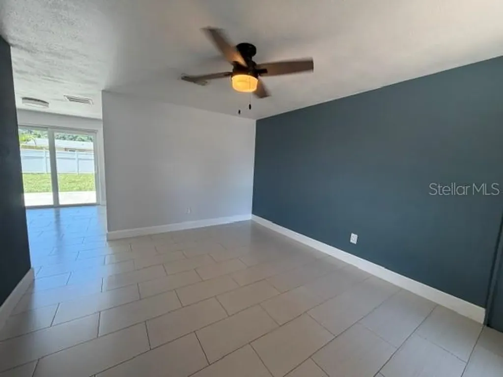 7904 Woodvine Circle Tampa FL 33615