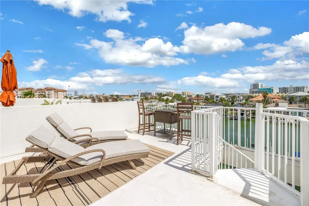 161 Brightwater Drive Clearwater Beach FL 33767