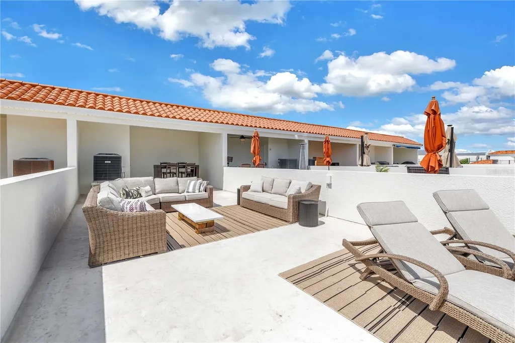 161 Brightwater Drive Clearwater Beach FL 33767