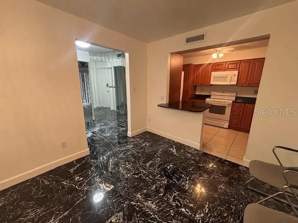 510 Orange Drive Altamonte Springs FL 32701