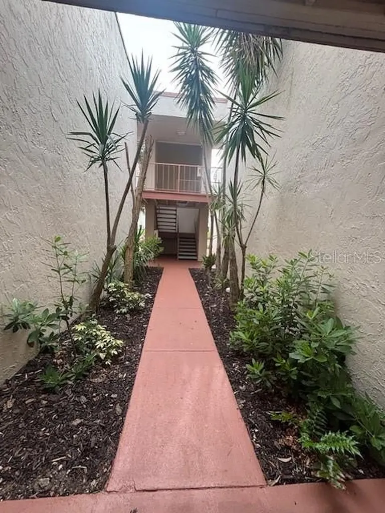 510 Orange Drive Altamonte Springs FL 32701