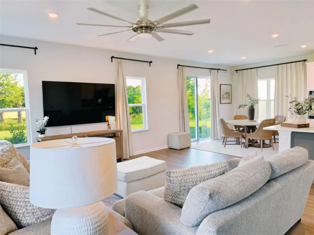 5000 Bear Lake Loop Deland FL 32724
