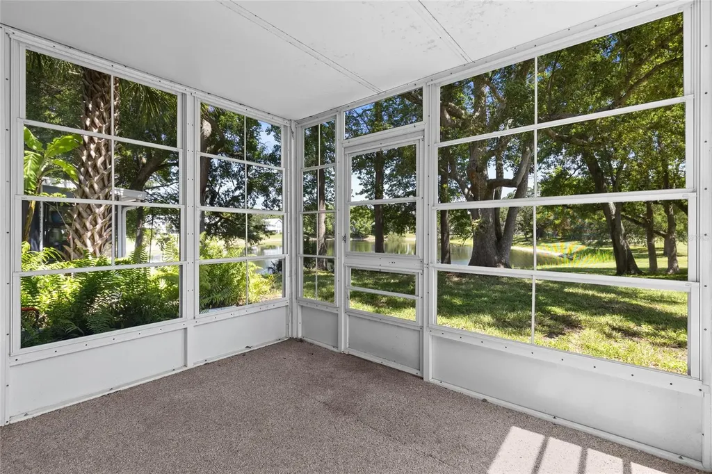 2367 Coach House Boulevard Orlando FL 32812