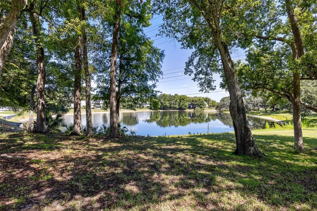 2367 Coach House Boulevard Orlando FL 32812