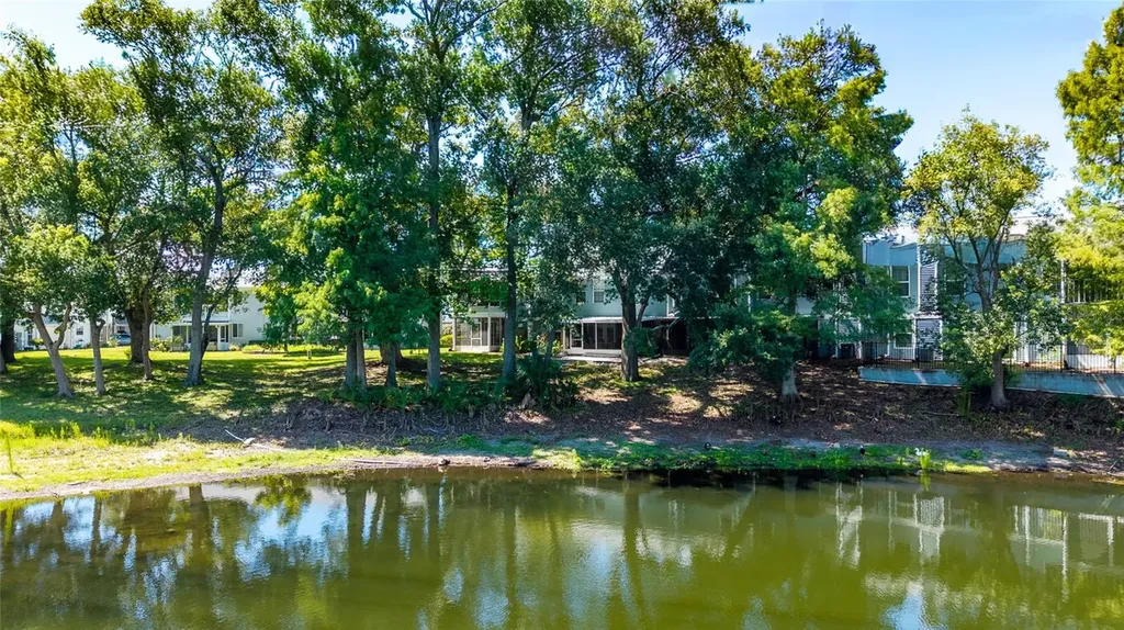 2367 Coach House Boulevard Orlando FL 32812