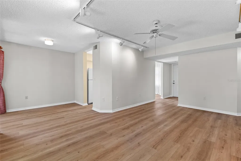 2367 Coach House Boulevard Orlando FL 32812
