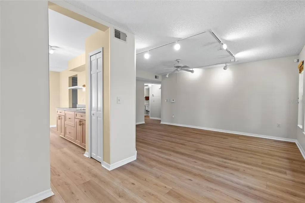 2367 Coach House Boulevard Orlando FL 32812