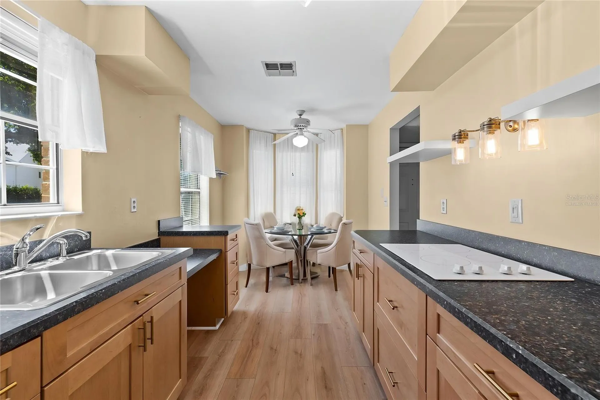 2367 Coach House Boulevard Orlando FL 32812
