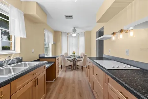2367 Coach House Boulevard Orlando FL 32812