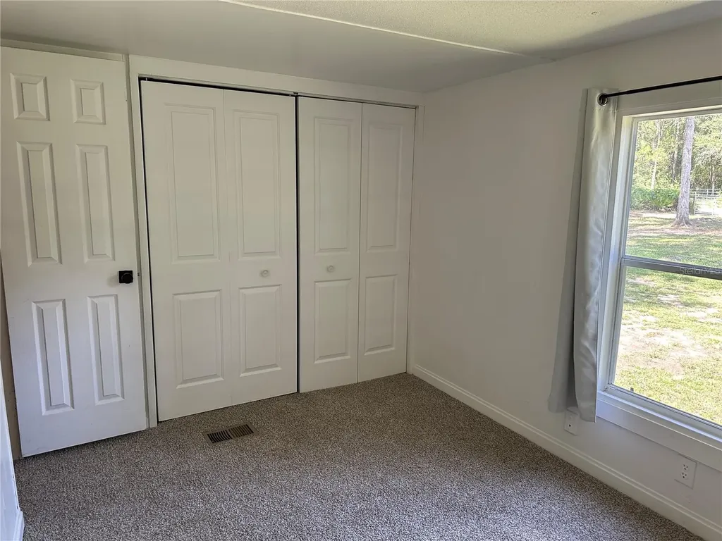 11882 SW 58th Street Webster FL 33597