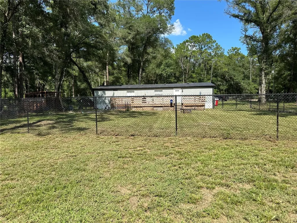 11882 SW 58th Street Webster FL 33597