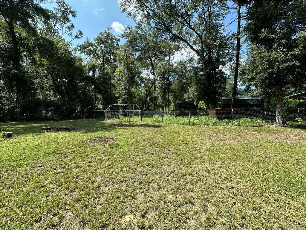 11882 SW 58th Street Webster FL 33597