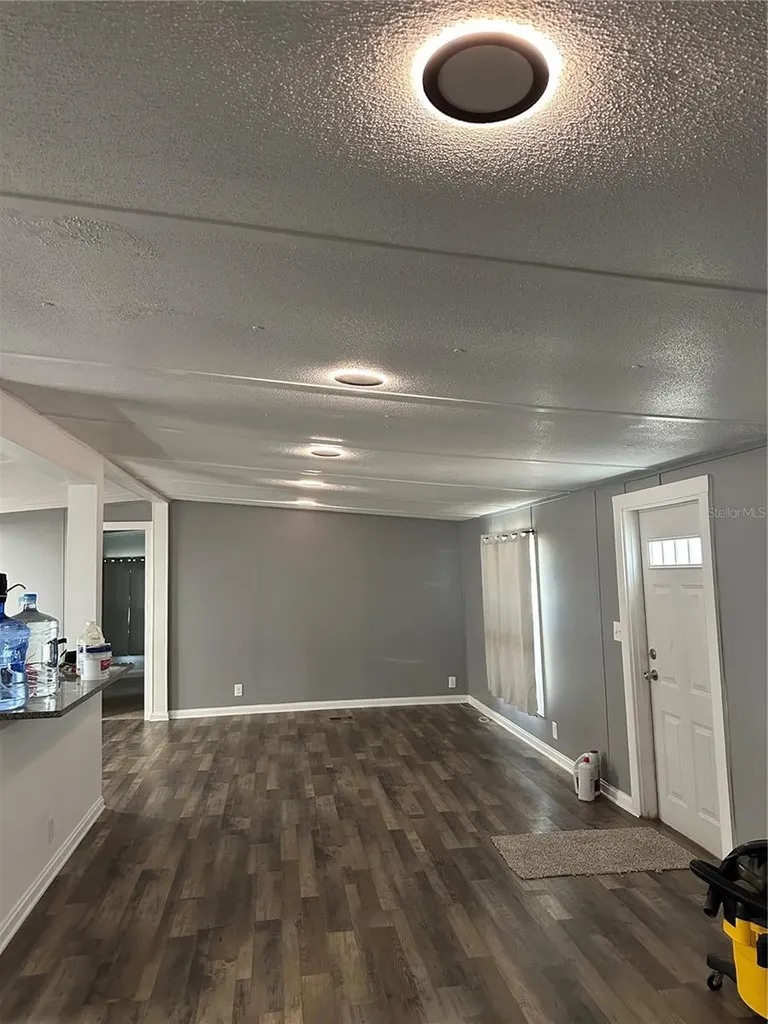 11882 SW 58th Street Webster FL 33597