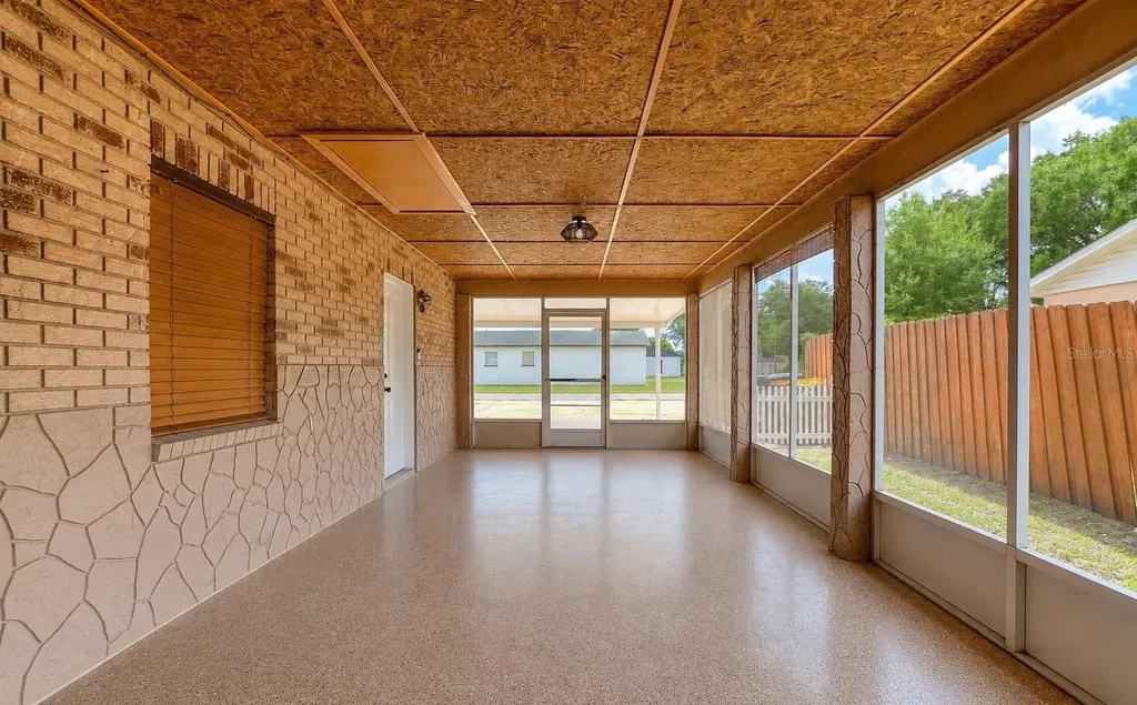 217 Rose Street Auburndale FL 33823