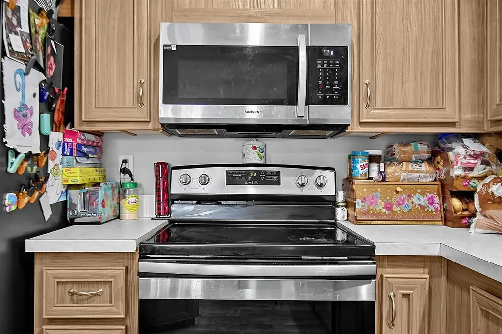 123 Magnolia Drive Satsuma FL 32189