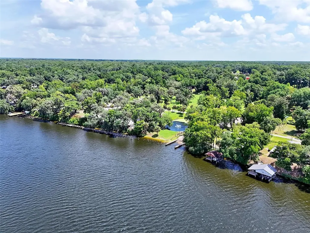 123 Magnolia Drive Satsuma FL 32189
