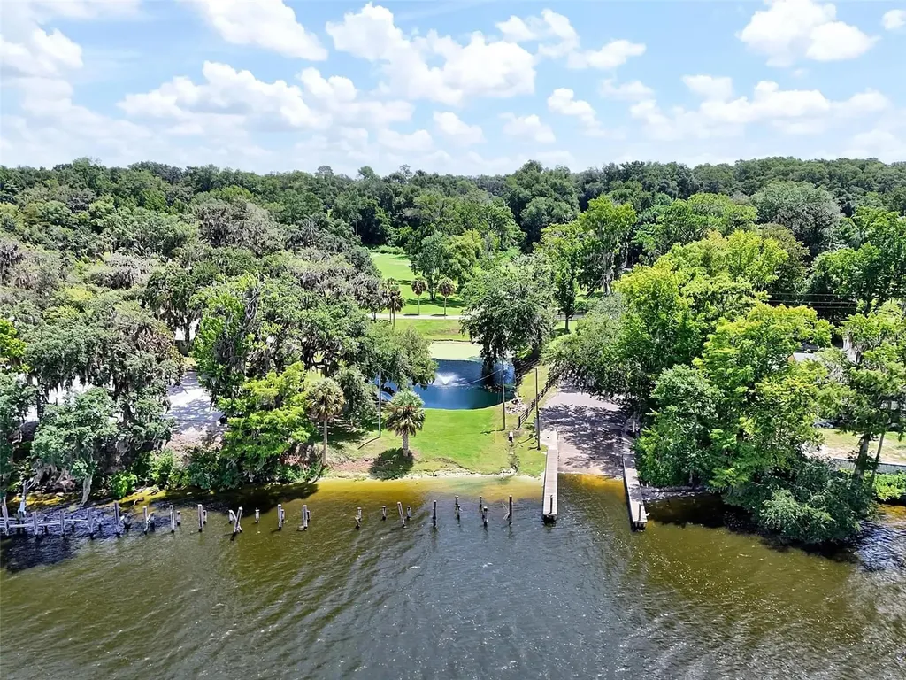 123 Magnolia Drive Satsuma FL 32189