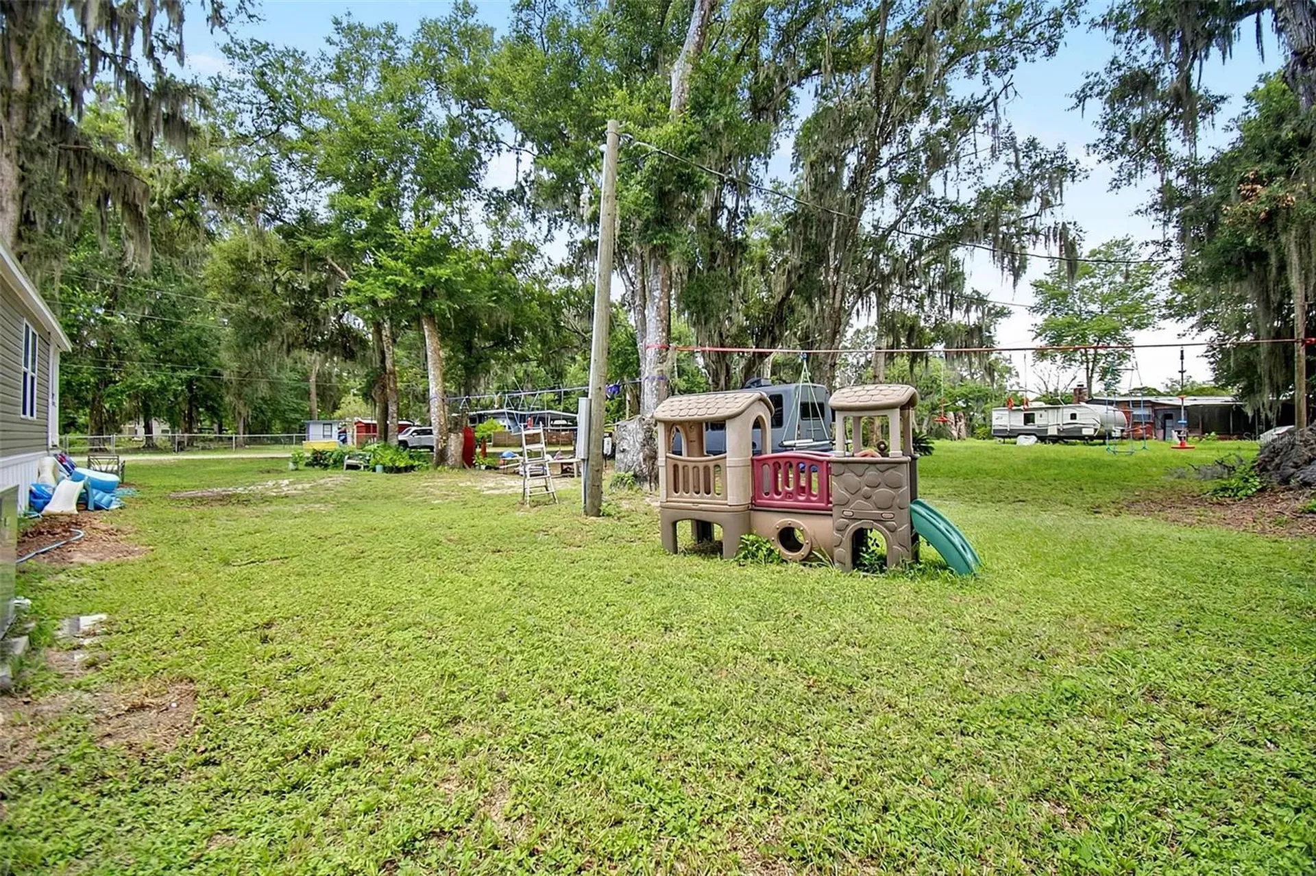 123 Magnolia Drive Satsuma FL 32189