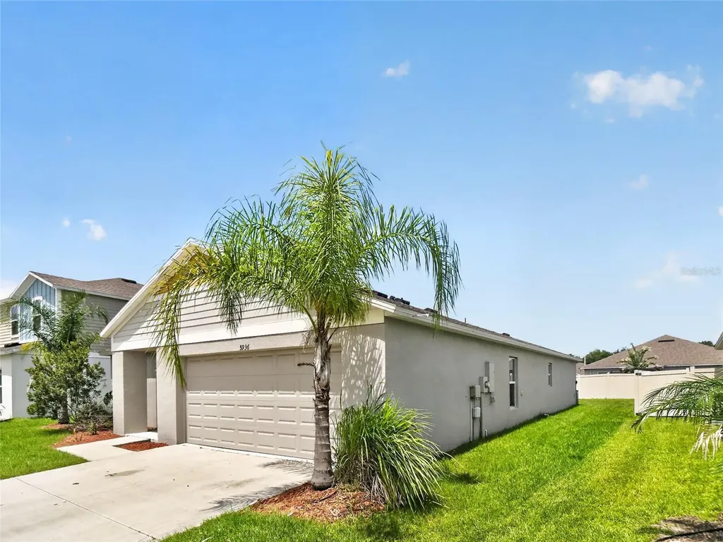 5936 Slate Rock Drive Lakeland FL 33811